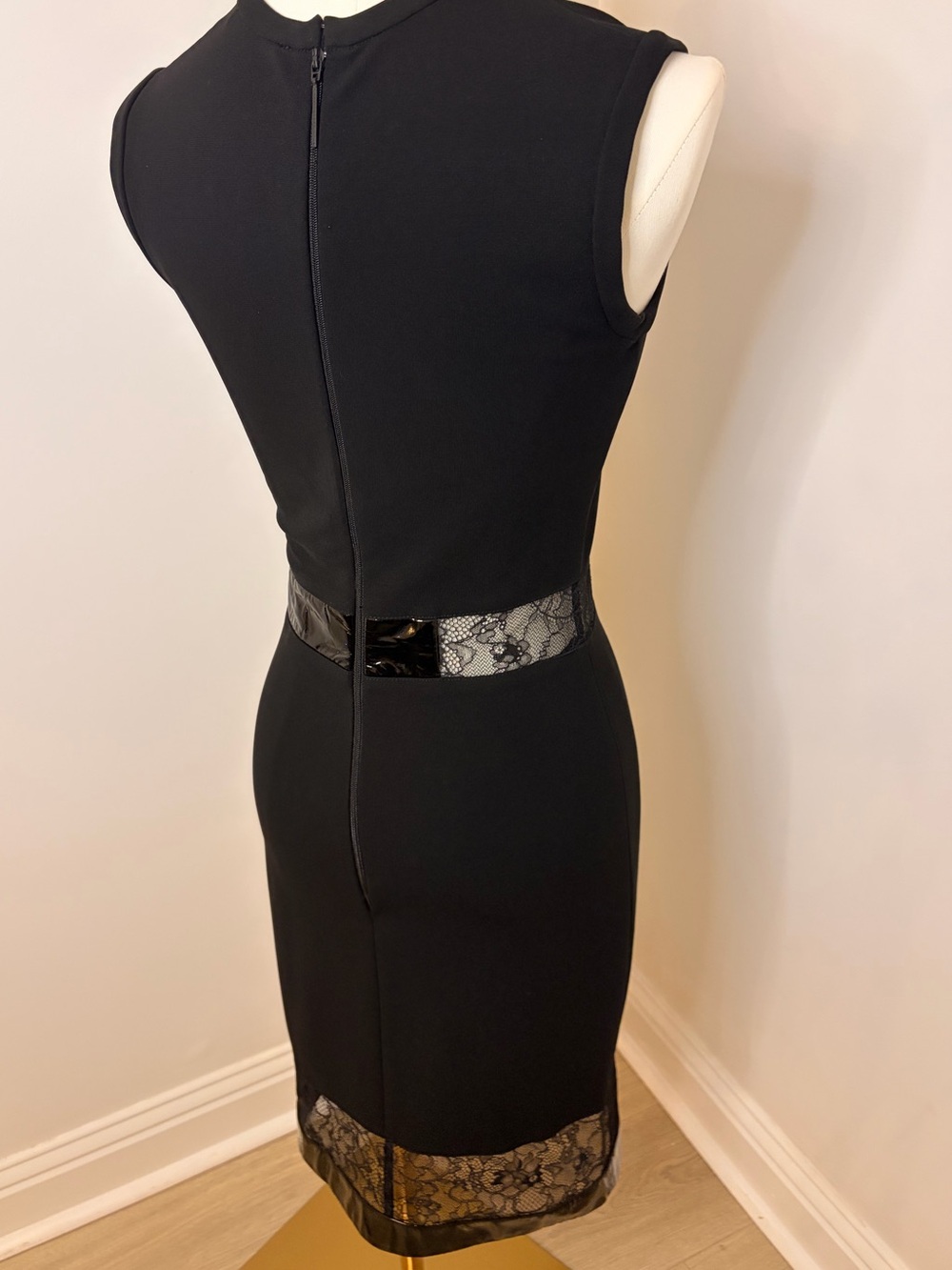 Christopher Kane Lace & Patent Leather Black Sheath Dress Size S - Picture 7 of 14